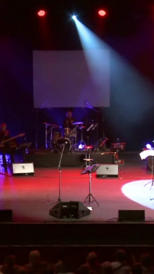 World Champion Accordionist Takes Center Stage_ A Fiery Performance!